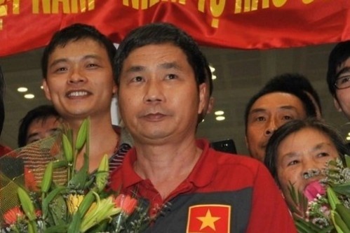 Ung vien Pho chu tich chuyen mon VFF rut lui hinh anh