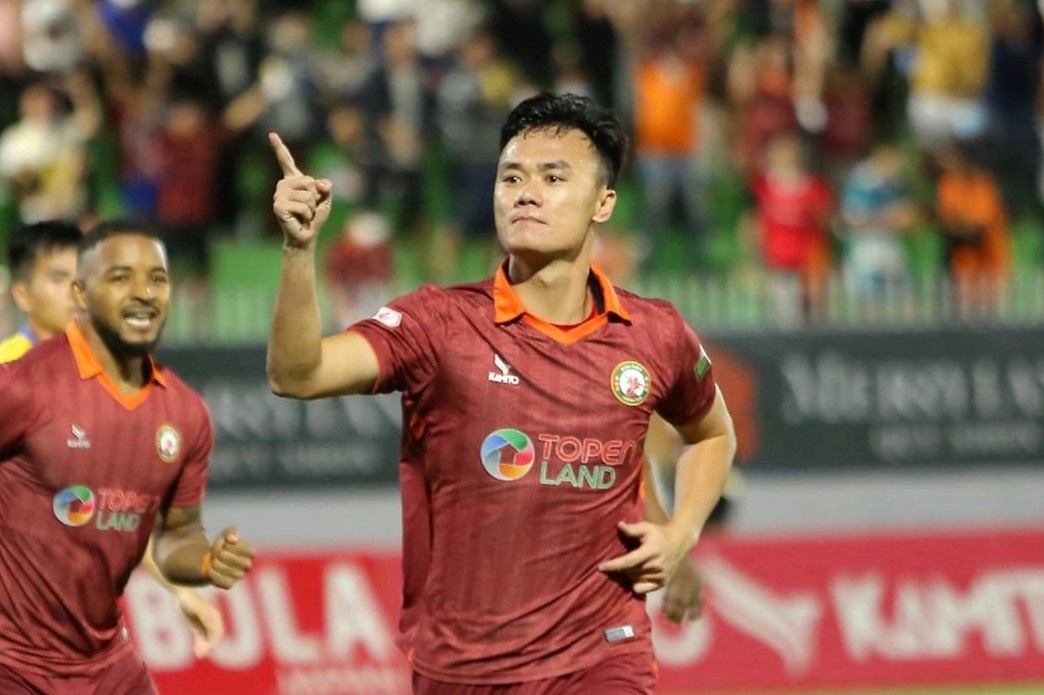 CLB Binh Dinh chua tu bo hy vong vo dich V.League 2022 hinh anh