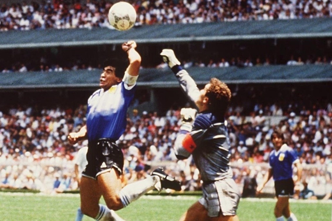 'Ban tay cua Chua' va nhung khoanh khac bieu tuong World Cup hinh anh