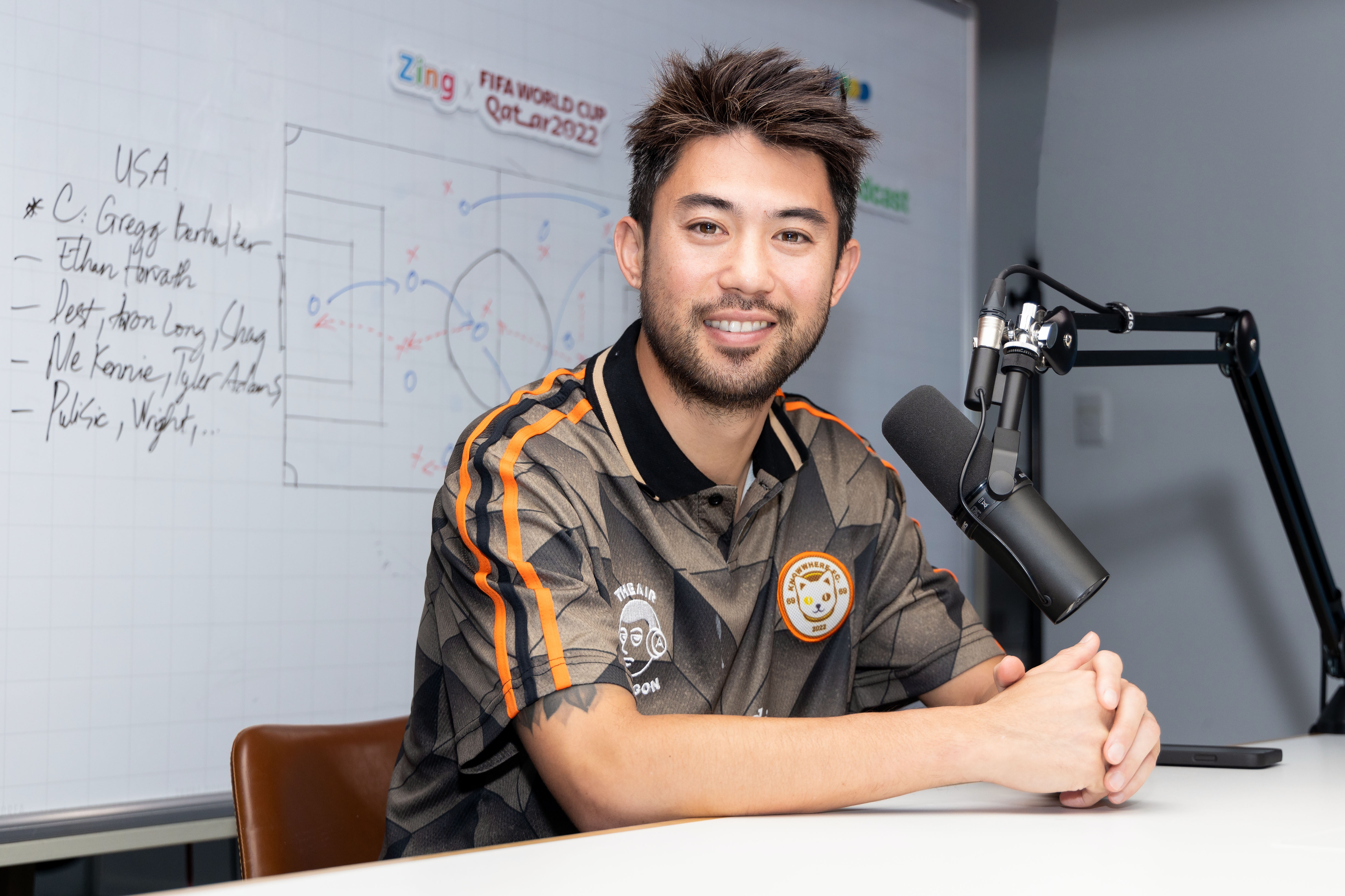 Lee Nguyen: 'Khoac ao tuyen Viet Nam luon la mot giac mo' hinh anh