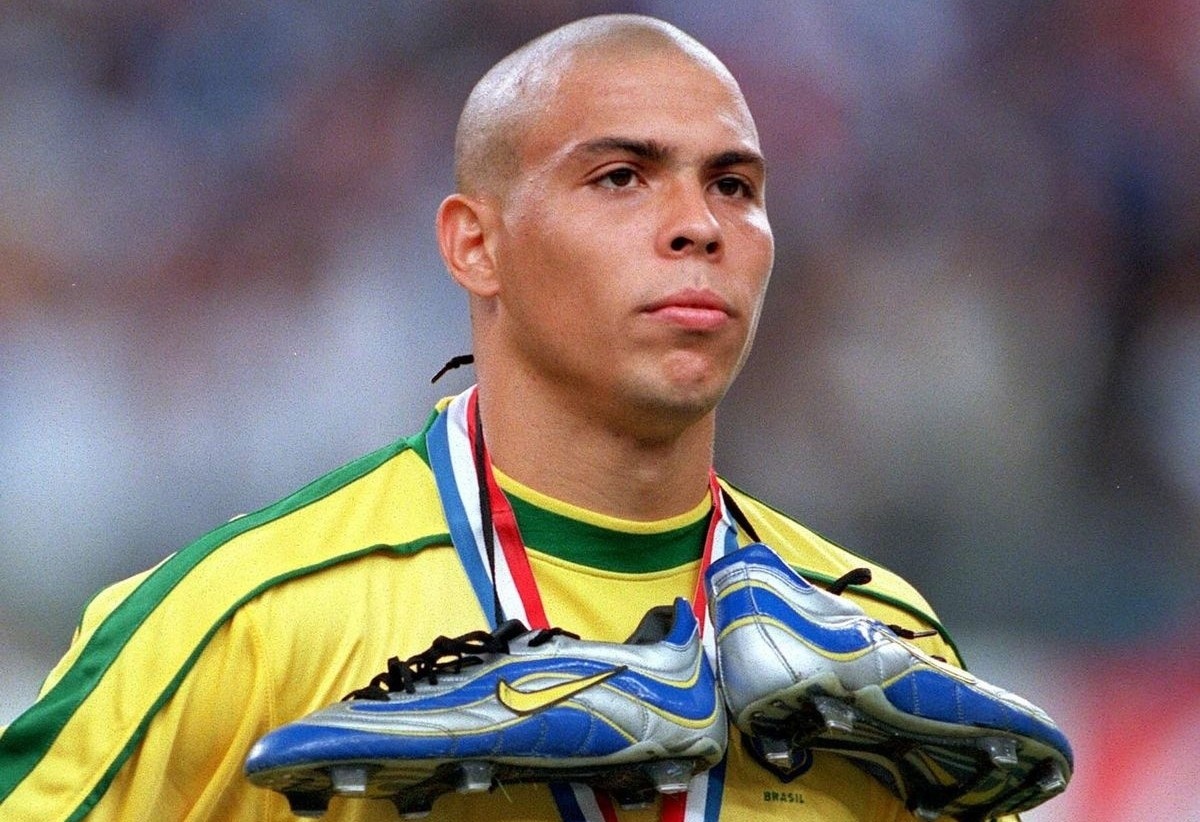 Bi an lon nhat lich su cac tran chung ket World Cup hinh anh