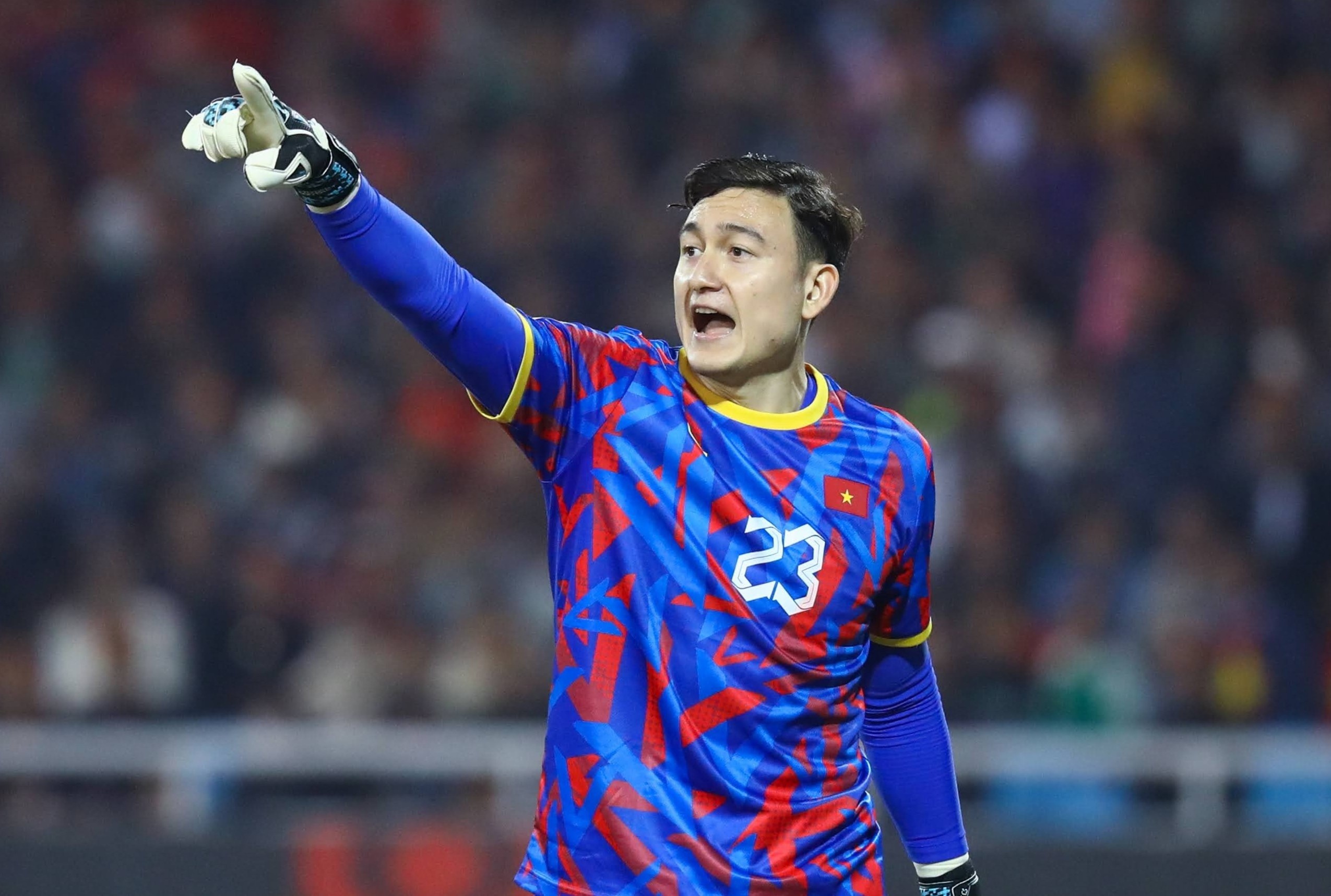 Tiec nuoi Van Lam o Qua bong vang hinh anh