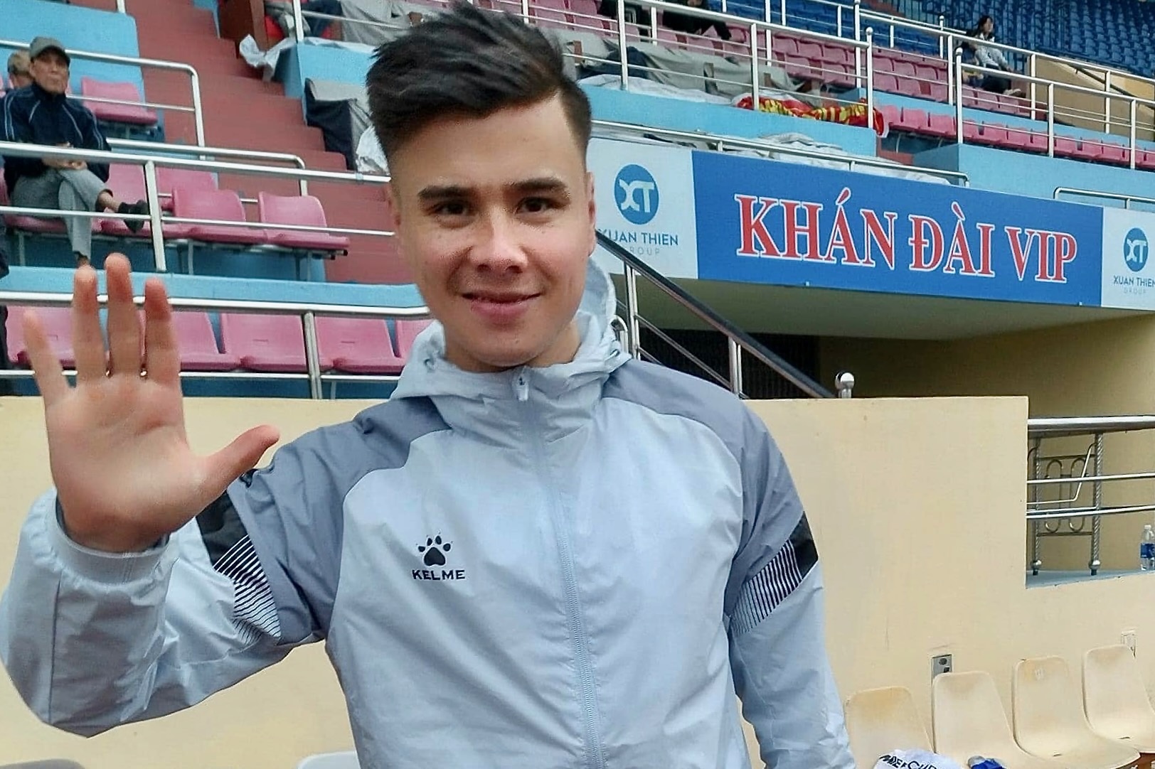 Tinh tiet moi trong vu Alexander Dang tu y roi CLB Nam Dinh hinh anh