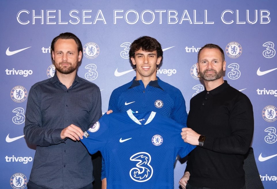 Joao Felix noi gi trong ngay gia nhap Chelsea hinh anh