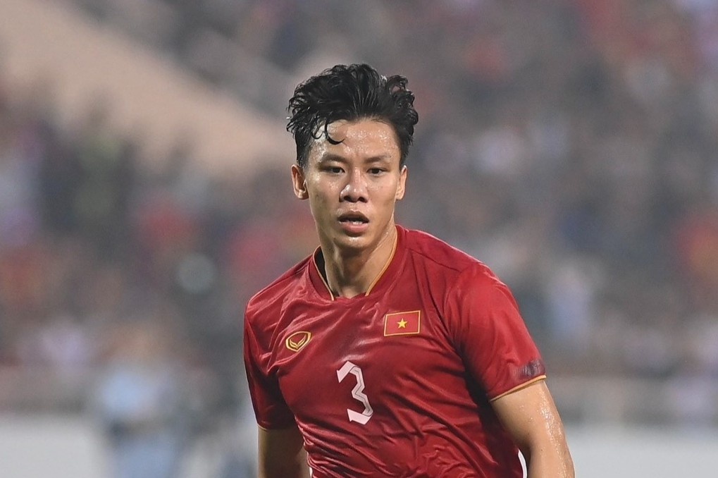 Que Ngoc Hai va Bunmathan cung duoc AFF vinh danh hinh anh