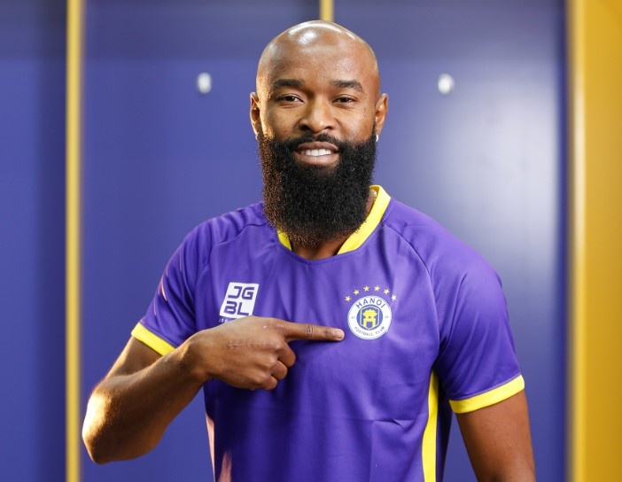 CLB Ha Noi chot ngoai binh cuoi cung cho V.League 2023 hinh anh