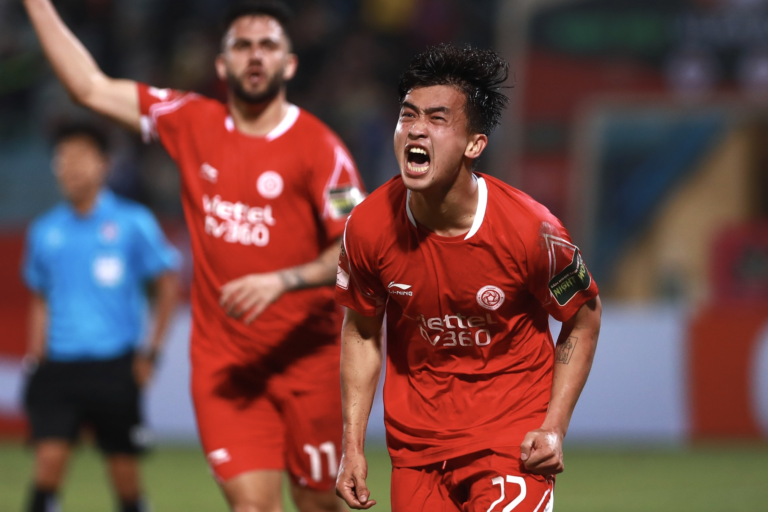 CLB Ha Noi danh roi chien thang truoc Viettel hinh anh