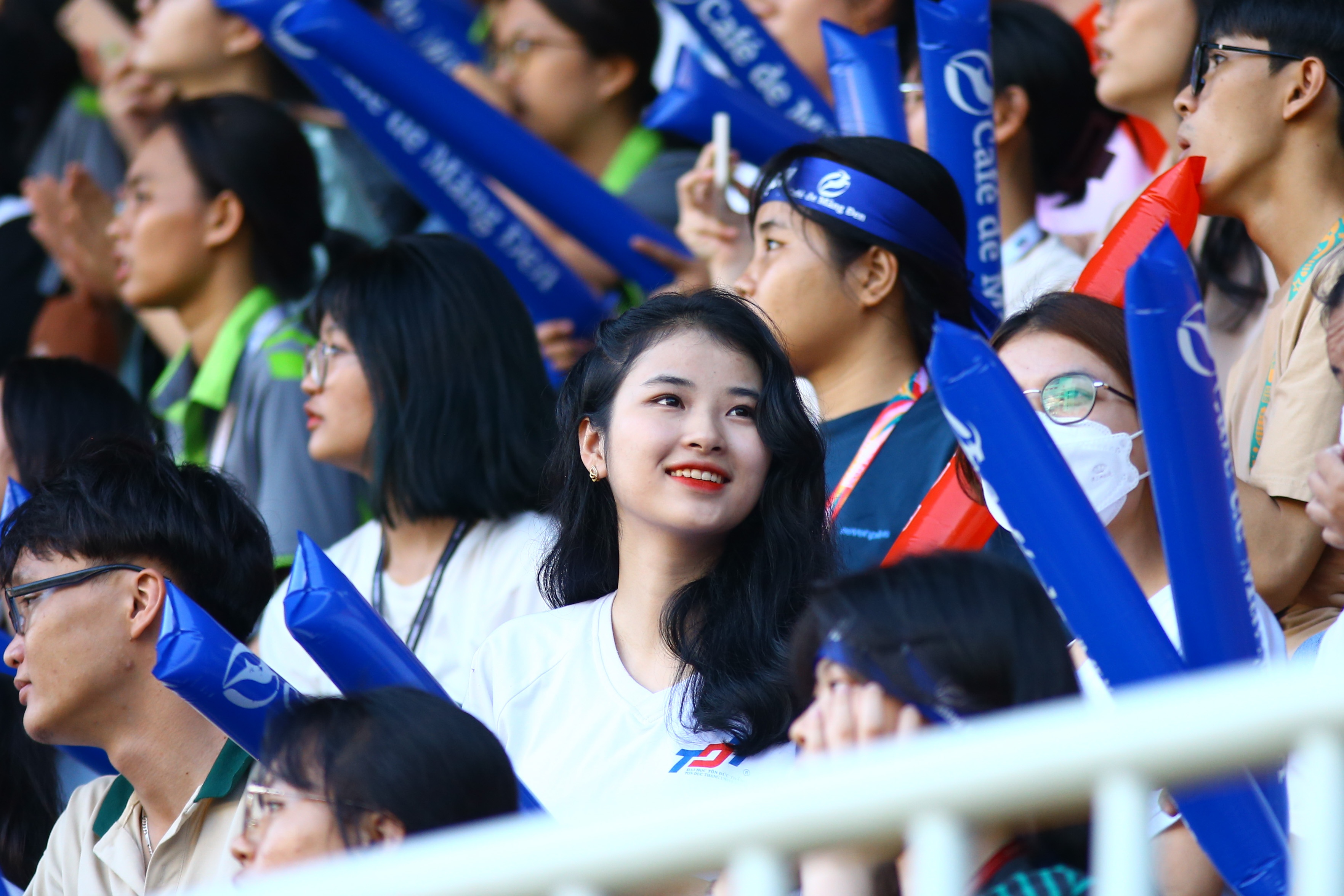 giai sinh vien anh 7