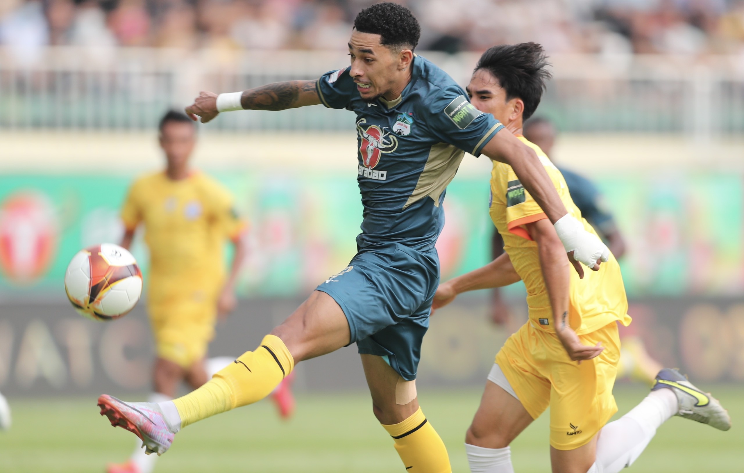 hagl vs khanh hoa anh 1