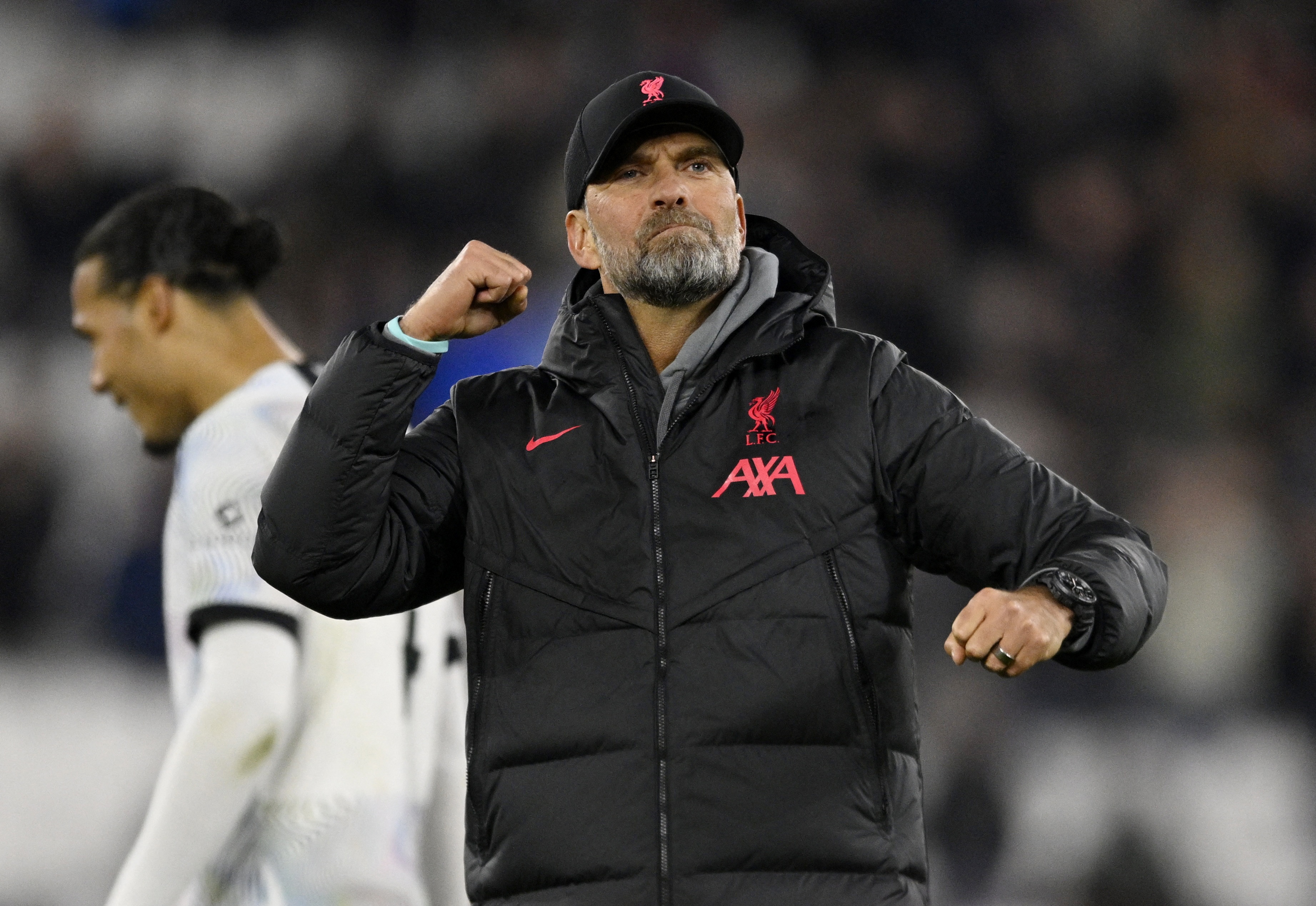 Liverpool thang 3 tran lien tiep hinh anh