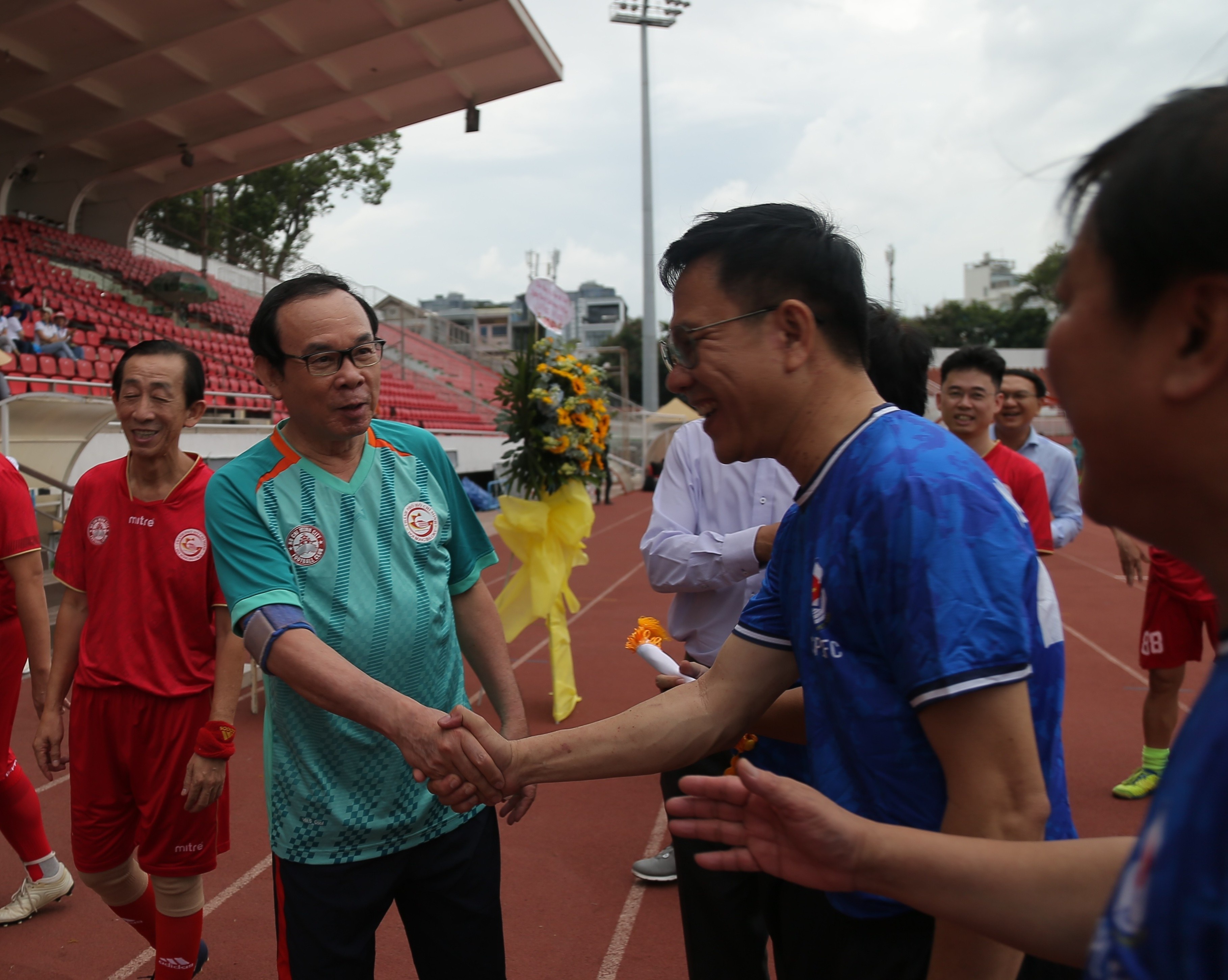 hoi nha bao tphcm anh 2