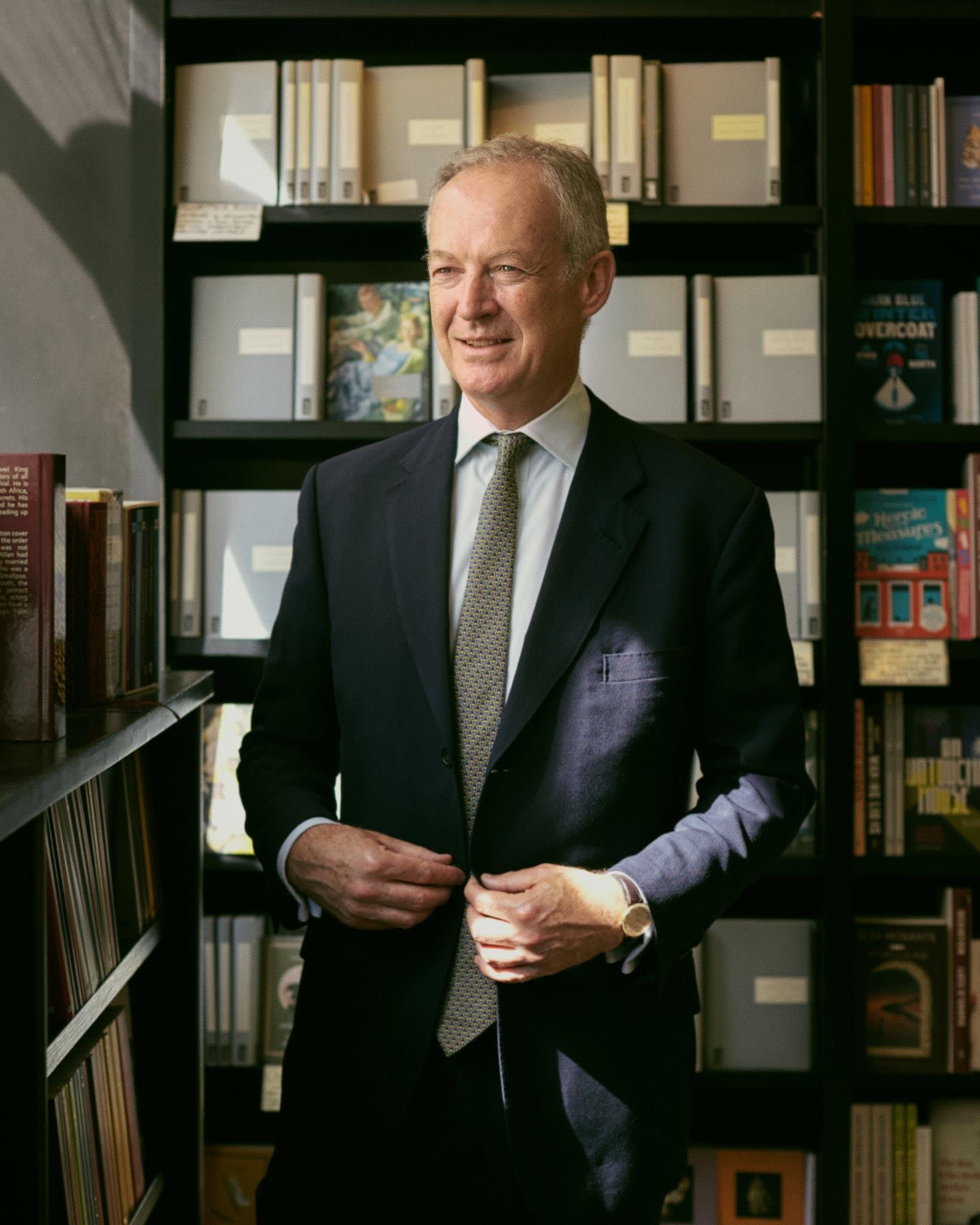 Waterstones,  Amazon,  James Daunt,  tiem sach anh 1