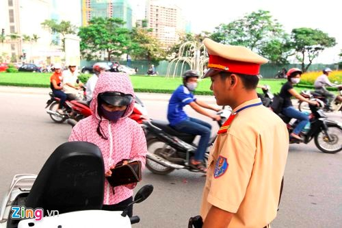 Chi ap dung nop tai cho voi muc phat duoi 250.000 dong hinh anh