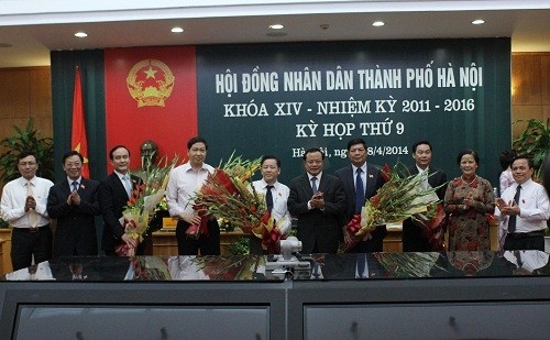 Thu tuong dong y them 3 pho chu tich Ha Noi hinh anh