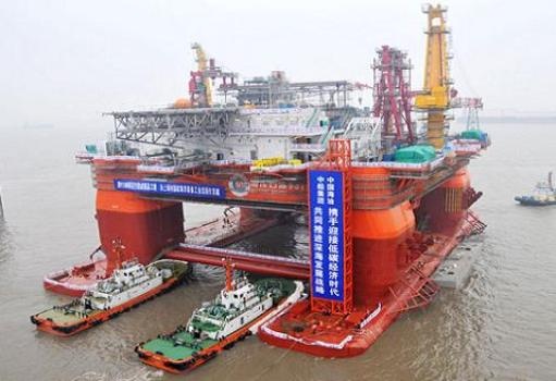 Gian khoan 981 di chuyen cach vi tri cu 23 hai ly hinh anh