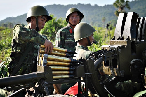 Phao phong khong 37 mm nha dan, tieu diet muc tieu hinh anh