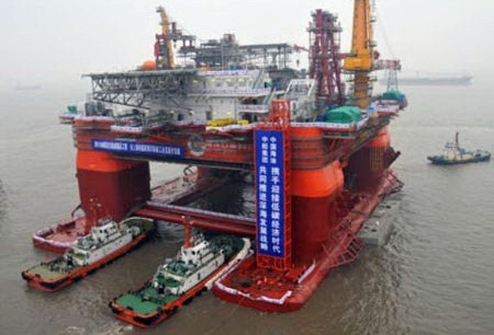 'Dung nghi Trung Quoc di chuyen gian khoan 981 la bo chay' hinh anh