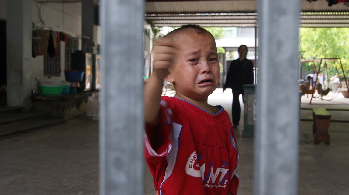 Tre mo coi bi 'cach ly' sau vu bat bao mau chua Bo De hinh anh