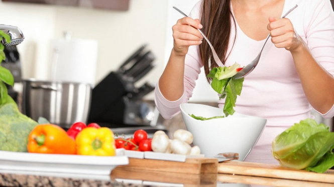 Muon hanh phuc, an nhieu trai cay va rau hinh anh