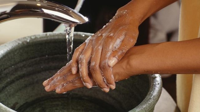 Nhung sai lam khien cam lanh, cam cum lau khoi hinh anh