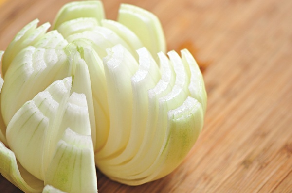 Tac dung phong benh tuyet voi cua hanh tay hinh anh