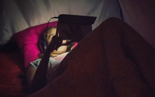 Qua ban ron, cha me My quan con nhu 'giao viec cho nhan vien' hinh anh