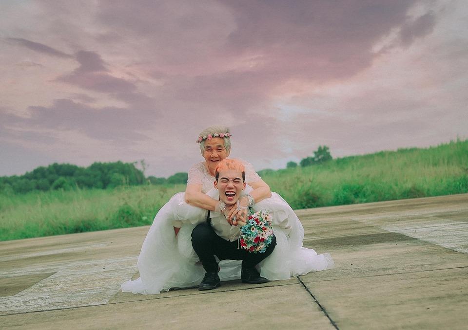 noi toi mac vay cuoi anh 6