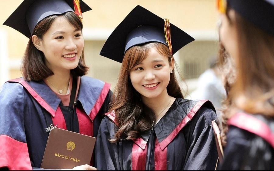 'Dang ky tin chi o Ngoai thuong nhu cuoc chien sinh ton cua sinh vien' hinh anh