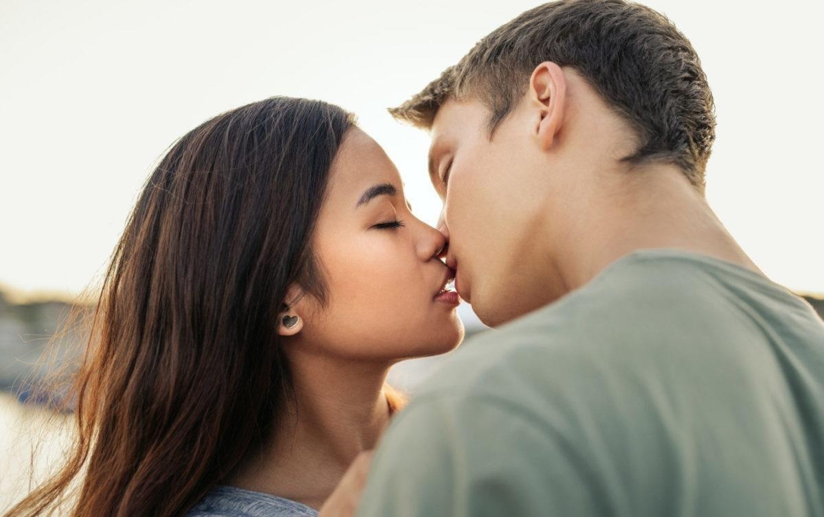 Sinh vien Singapore hoc cach noi 'khong' voi loi 'ga sex' hinh anh