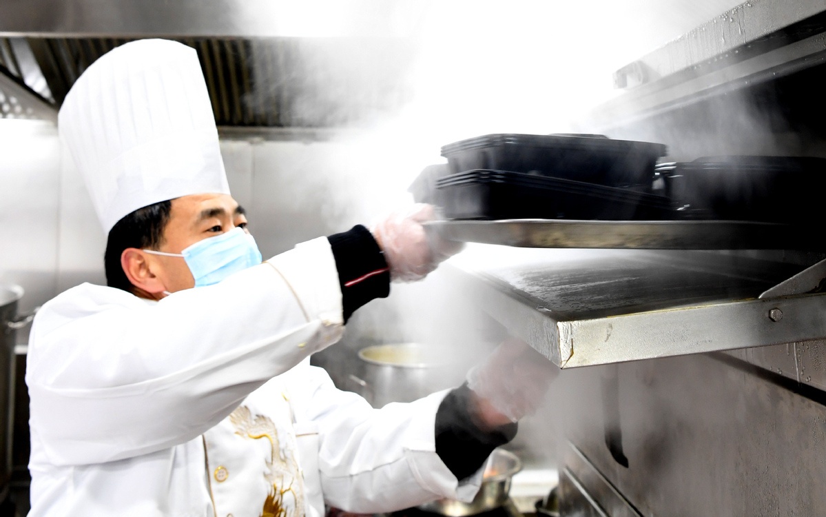 cuu tro benh nhan corona anh 3