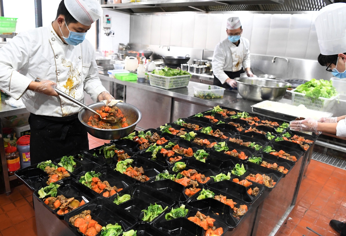 cuu tro benh nhan corona anh 2