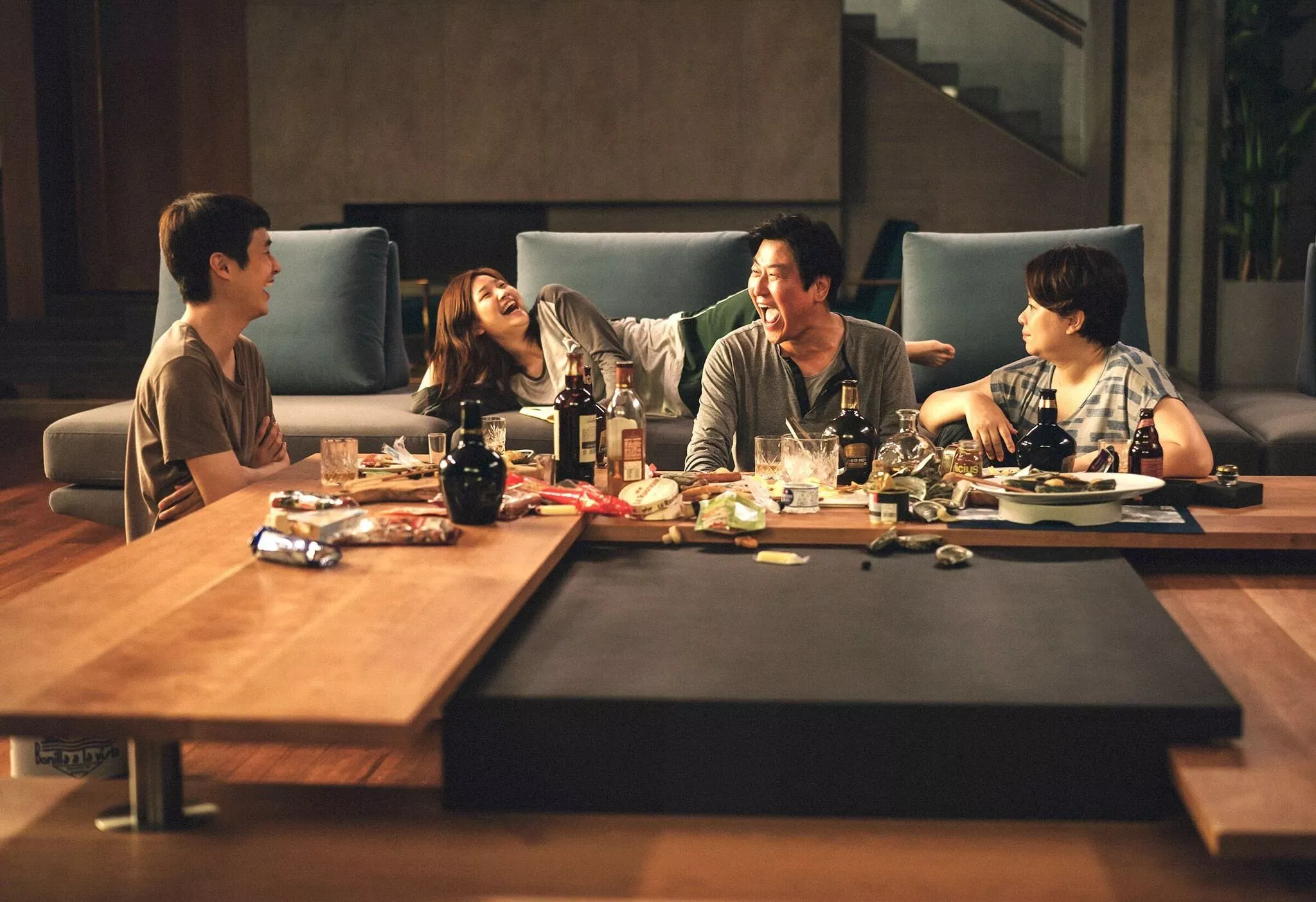 mi ramdon trong parasite anh 1