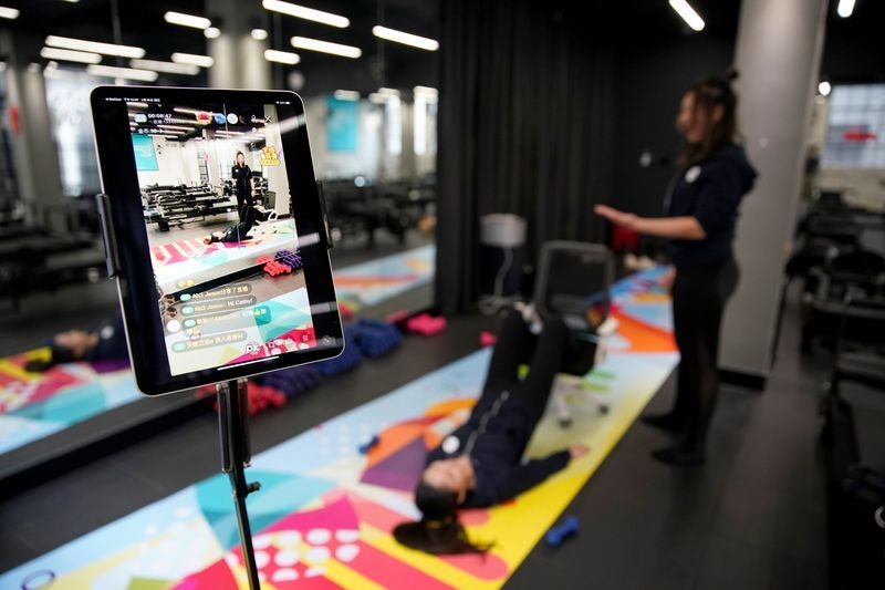 kinh doanh kho khan vi corona anh 2