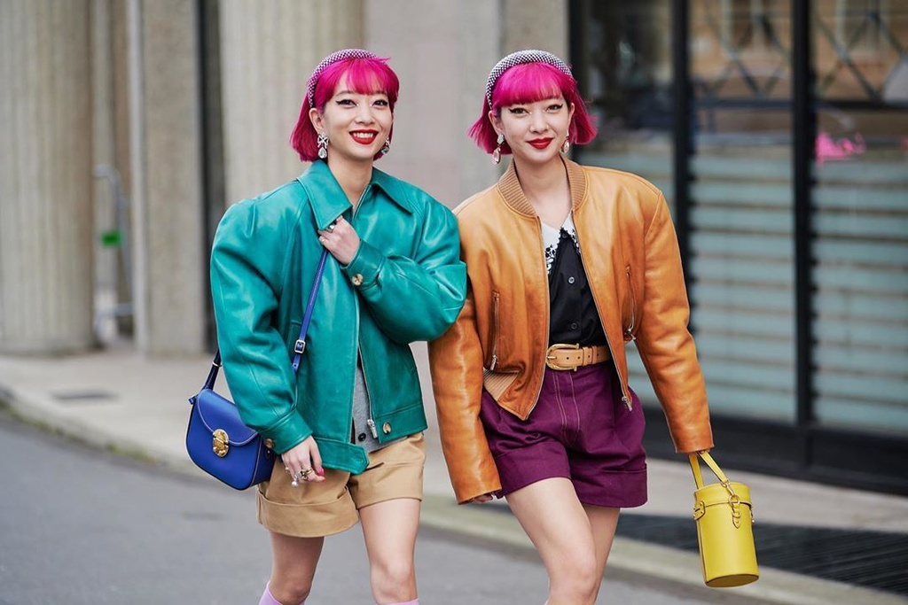 gioi tre tiec tung bat chap dich benh anh 1