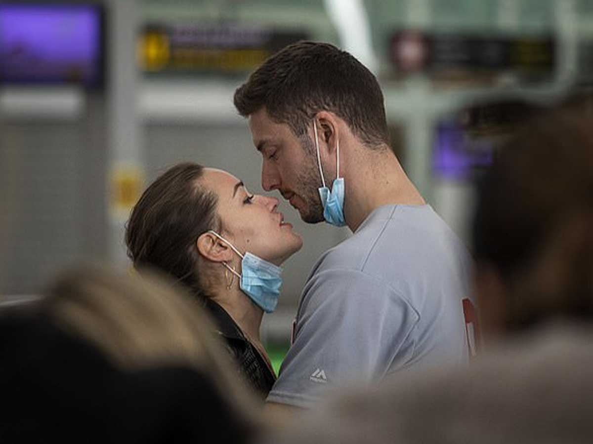 tinh yeu thoi dich anh 1