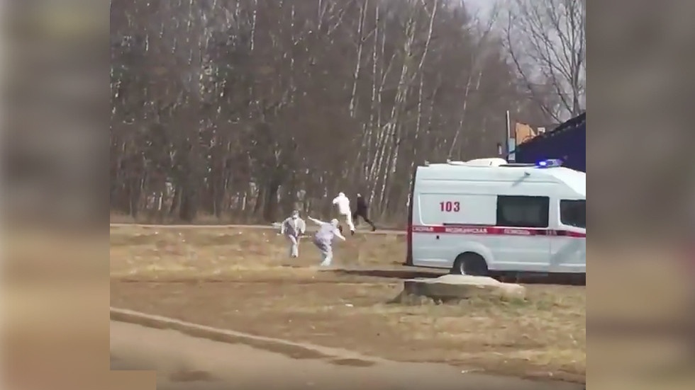 nguoi nghi nhiem benh bo chay anh 1