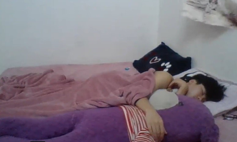 10X bat ngo noi tieng chi vi livestream canh nam ngu lien 6 tieng hinh anh