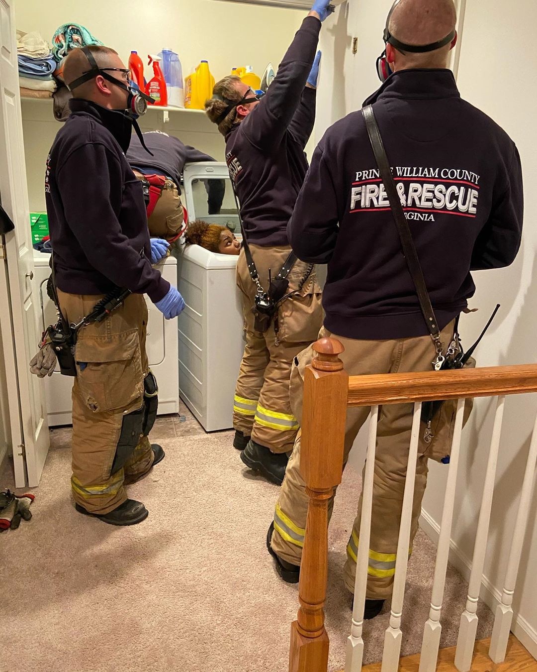 giai cuu nguoi mac ket anh 2