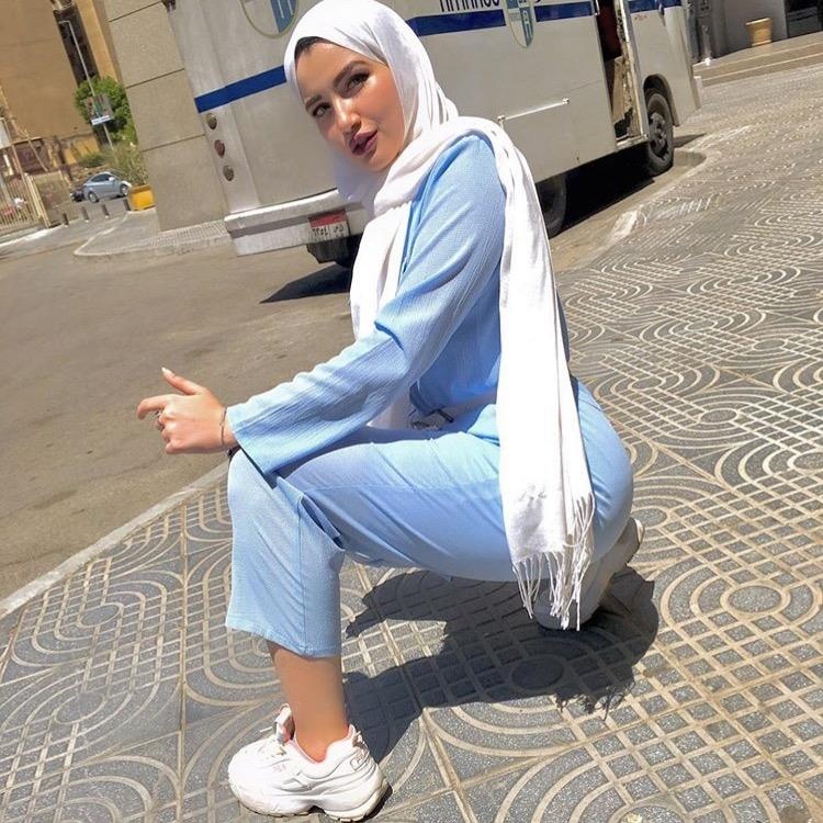 nguoi noi tieng tren mang xa hoi anh 3