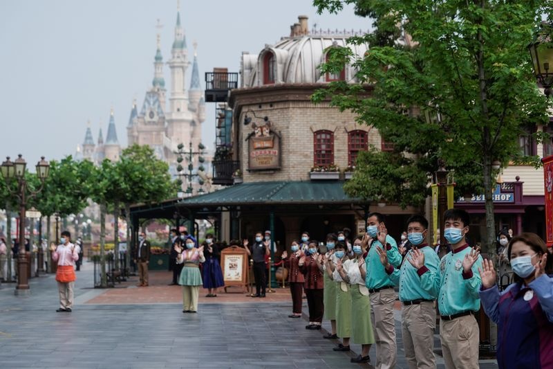 disneyland mở cửa trở lại ảnh 9 disneyland mo cua tro lai anh 9
