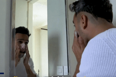 Dan ong An Do cham duong da, cao long nguc de 'thay yeu ban than' hinh anh