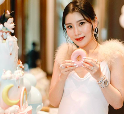 ai nu nha ty phu don con gai dau long anh 9