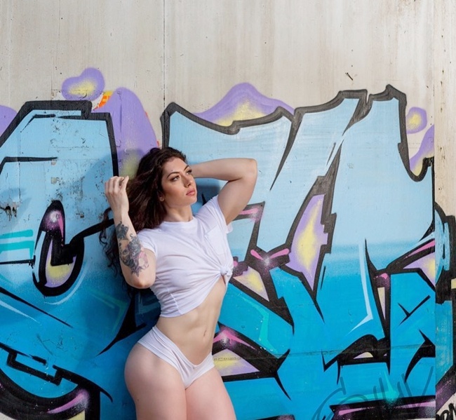 co gai co than hinh co bap nhu dan ong anh 5