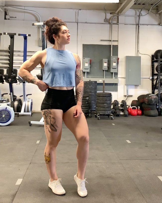 cô gái có thân hình cơ bắp như đàn ông ảnh 3 co gai co than hinh co bap nhu dan ong anh 3