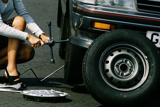 nguoi dan ong bi bat vi co lam quen phu nu anh 2