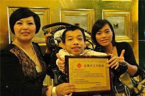 cặp đôi đũa lệch  ảnh 3 cap doi dua lech anh 3