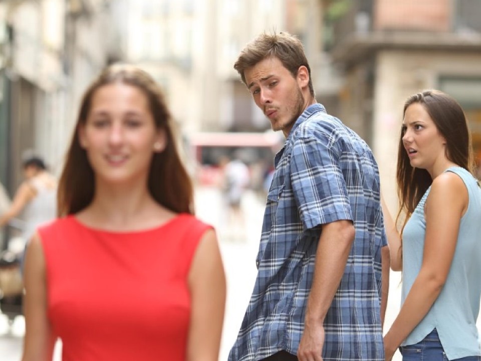 ngoai tinh bi phat 5 trieu dong anh 1