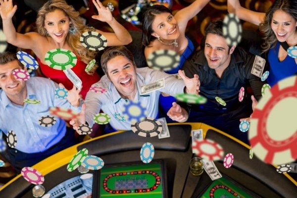 nguoi noi tieng co vu khan gia danh bac anh 1