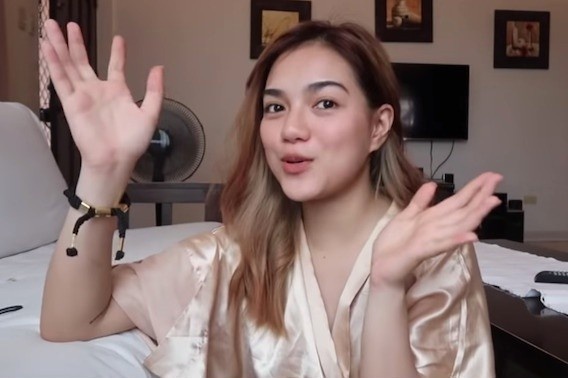 YouTuber Philippines bi bat giam vi noi doi, tron cach ly di choi hinh anh