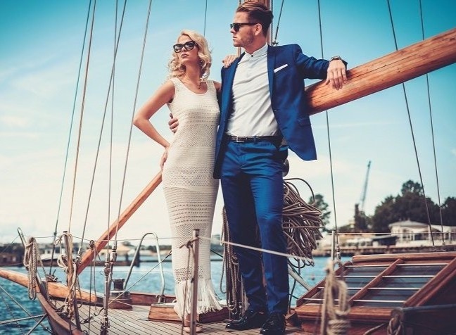 'Gioi sieu giau van huong thu, Covid-19 chi la noi lo cua nguoi ngheo' hinh anh